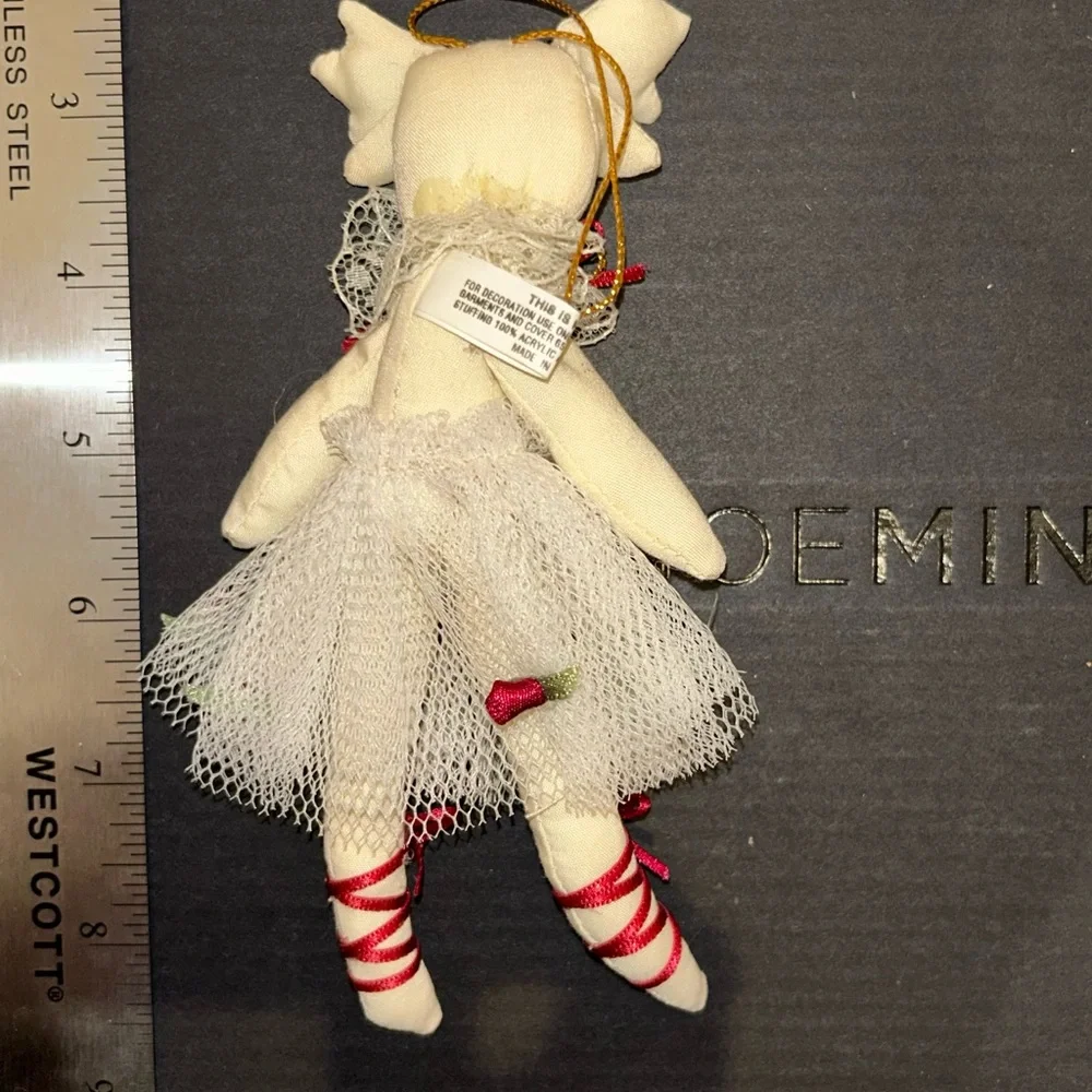 🎅Bundle of 5 Festive Plush Christmas Ornaments - Picture 8 of 10